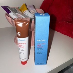 [NEW] Glossier Swiss Miss Balm Dotcom